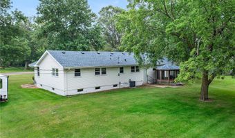 3945 8th Ave NW, Anoka, MN 55303