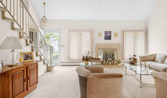 14 Jasper Ave, Johnston, RI 02919