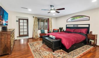 735 Del Valle Dr, Fallbrook, CA 92028