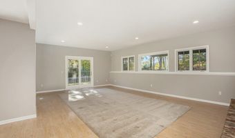 7540 Alaska Rdg SE, Alto, MI 49302