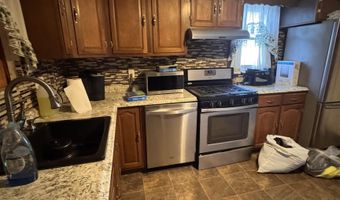94 Farmdale Rd, Barboursville, WV 25504