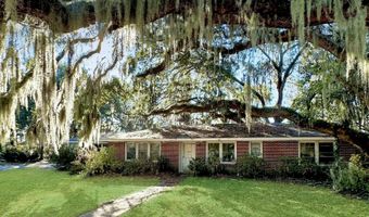 2608 Boyer St, Beaufort, SC 29902