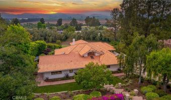1525 Ramona Dr, Camarillo, CA 93010