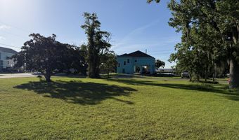 10058 E Shorecrest Rd, Biloxi, MS 39532