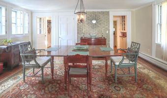 53 Congress St, Belfast, ME 04915