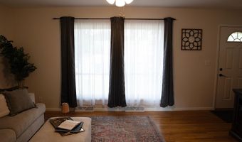 2411 Lynn Ave, Altoona, WI 54720