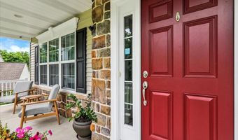 355 WESTVIEW Dr, Akron, PA 17501