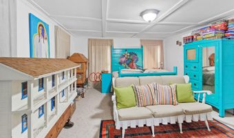 1748 Georgia St, Alford, FL 32420