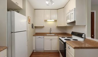 201 3rd Ave 4A, Belmar, NJ 07719