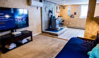 58 Allston Ave, Middletown, RI 02842