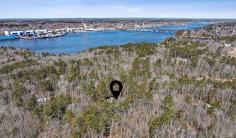 54 Stone Tree Rd, Arrowsic, ME 04530