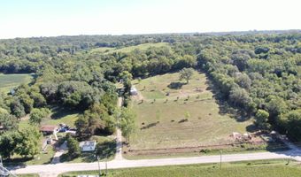 1 Howley Br, Forest City, MO 64451