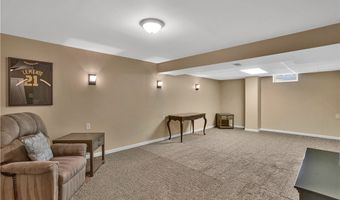 9107 Cherry Blossom Dr, Adams Twp., PA 16046