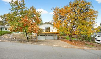 697 Oak Knoll Dr, Ashland, OR 97520