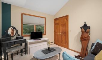 165 Lynn Cir, East Greenwich, RI 02818