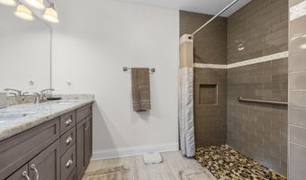 3109 E Bryant Ave, Bell, FL 32619
