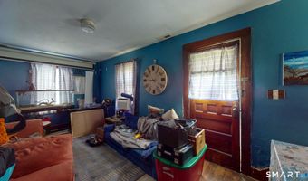 92 Water St, Chester, CT 06412