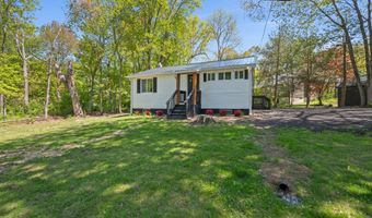 63 Savarese Ln, Burlington, CT 06013