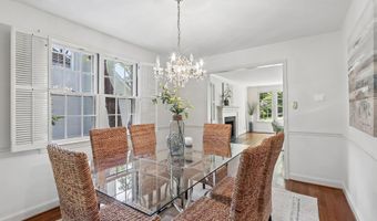 5719 NEWINGTON Rd, Bethesda, MD 20816