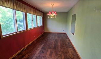 2502 S Shore Dr, Albert Lea, MN 56007