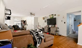 7102 Harness Lakes Dr, Indianapolis, IN 46217