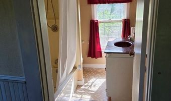 19 Carmen St, Attleboro, MA 02703