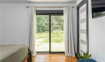 2364 Dawn Dr, Decatur, GA 30032