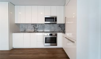 987 Queen St 2512, Honolulu, HI 96814