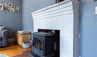 63 Paine Ave, Cranston, RI 02910