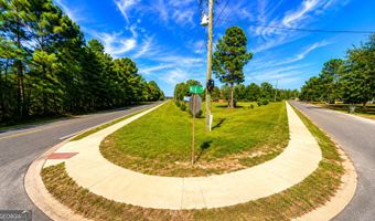 1147 Poor Robin Rd, Baxley, GA 31513