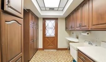 302 SCHLIEF Dr, Belle Chasse, LA 70037