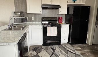 27 Daniel Dr, Belfast, ME 04915