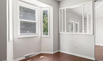 721 Pioneer Dr, Indianapolis, IN 46217