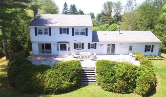 11 Tozier St, Belfast, ME 04915