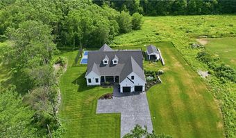 1264 Central Ave, Johnston, RI 02919