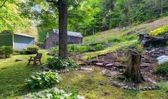 25-27 Gingko Ln, Brattleboro, VT 05301