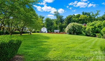 1224 Green Oaks Ln F, Charlotte, NC 28205