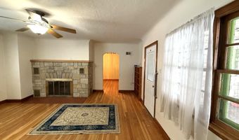 7892 OLD 101 Rd, Armstrong Creek, WI 54103