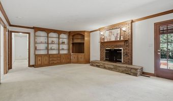 2520 E Alberson Dr, Albany, GA 31721