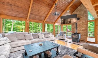 927 Wilkins Hollow Rd, Addison, PA 15411