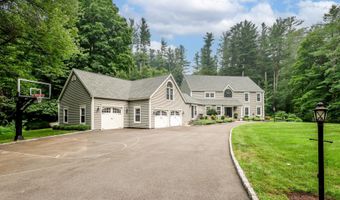 9 Hidden Brook Dr, Brookfield, CT 06804