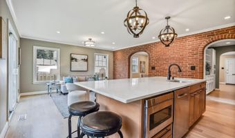 6111 WASHINGTON Blvd, Arlington, VA 22205