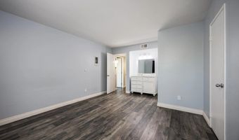 5700 Baltimore Dr 215, La Mesa, CA 91942