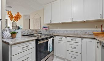1015 Aoloa Pl 247, Kailua, HI 96734