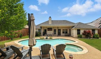 213 Wayne Dr, Aledo, TX 76008