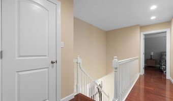 603 Rue Montand Dr, Ballwin, MO 63011