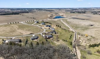 1442 30th St NW, Austin, MN 55912