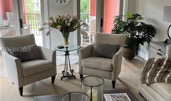 10 Johnston Way E, Bluffton, SC 29910