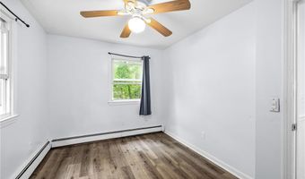 210 Keach Pond Dr, Glocester, RI 02814