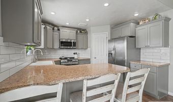 5343 Barton Ct, Ammon, ID 83406